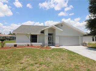 6635 Wakefield Dr, Fort Myers, FL 33966