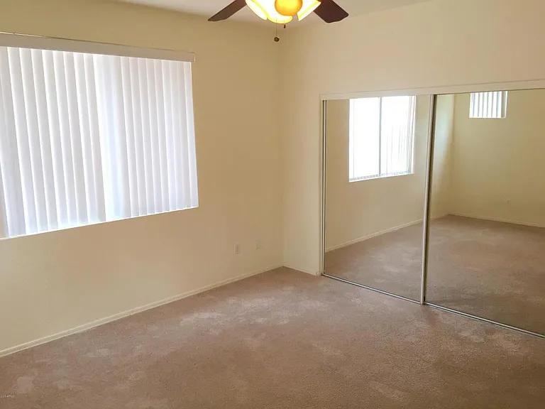 9021 E Glade Ave — Photo 13