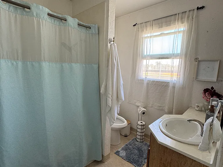 1530 Somers St — Photo 13