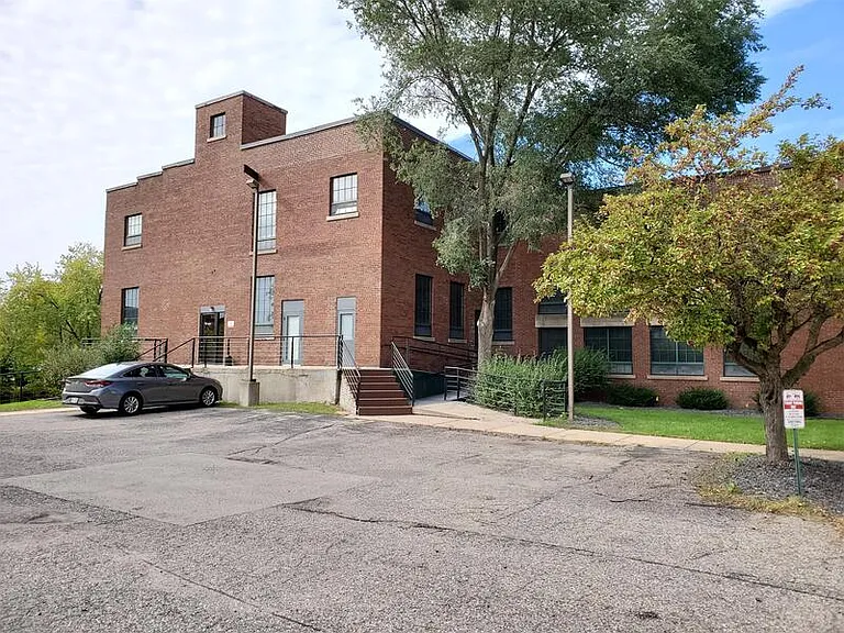 143 Water St #105 — Photo 2