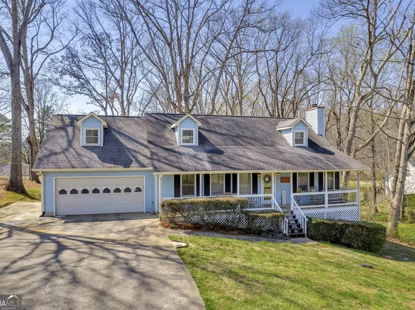 4620 Countryside Dr, Flowery Branch, GA 30542