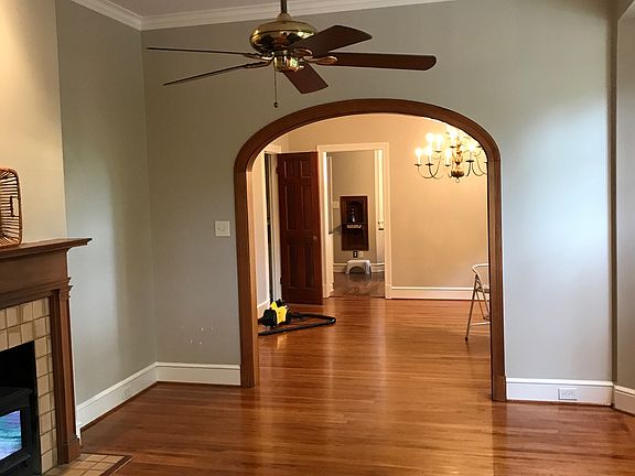 5th image of 3701 Thornhill Ave