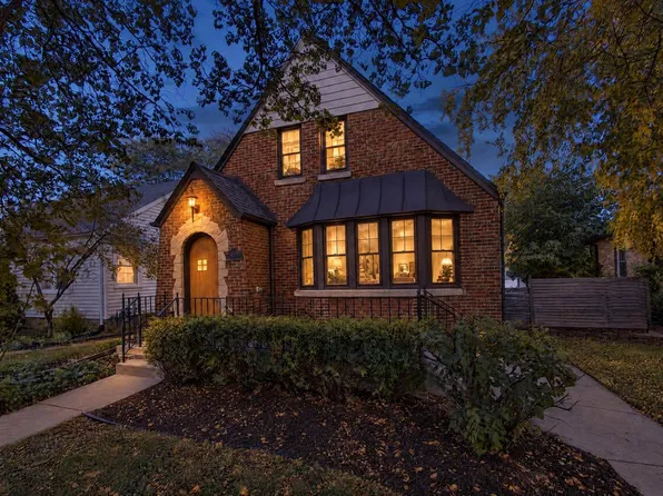 2322 S 57th STREET, West Allis, WI 53219