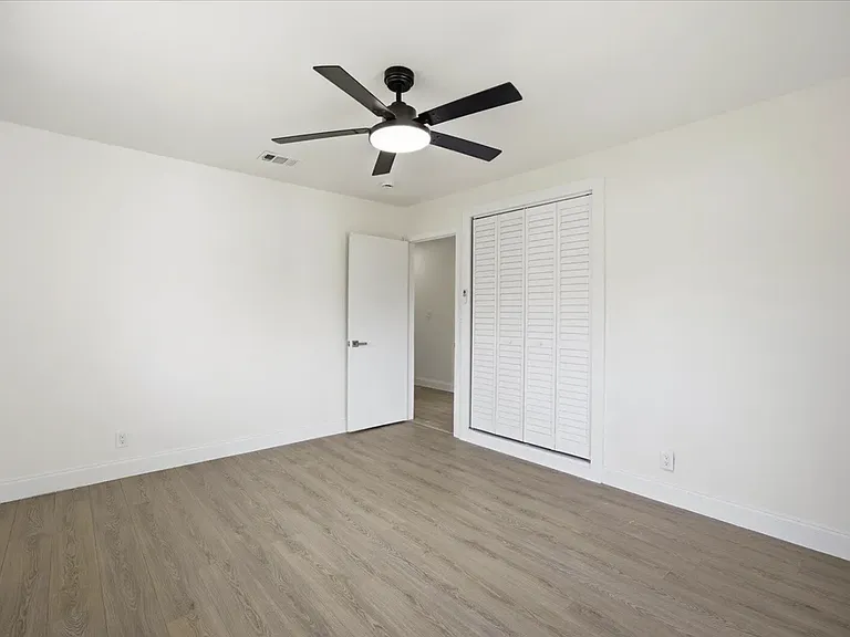 737 W Ilex Dr — Photo 8