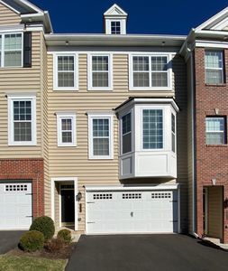 311 Van Artsdalen Ct, Sellersville, PA, 18960