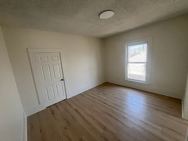 928 N Orange St #1/2 — Photo 29
