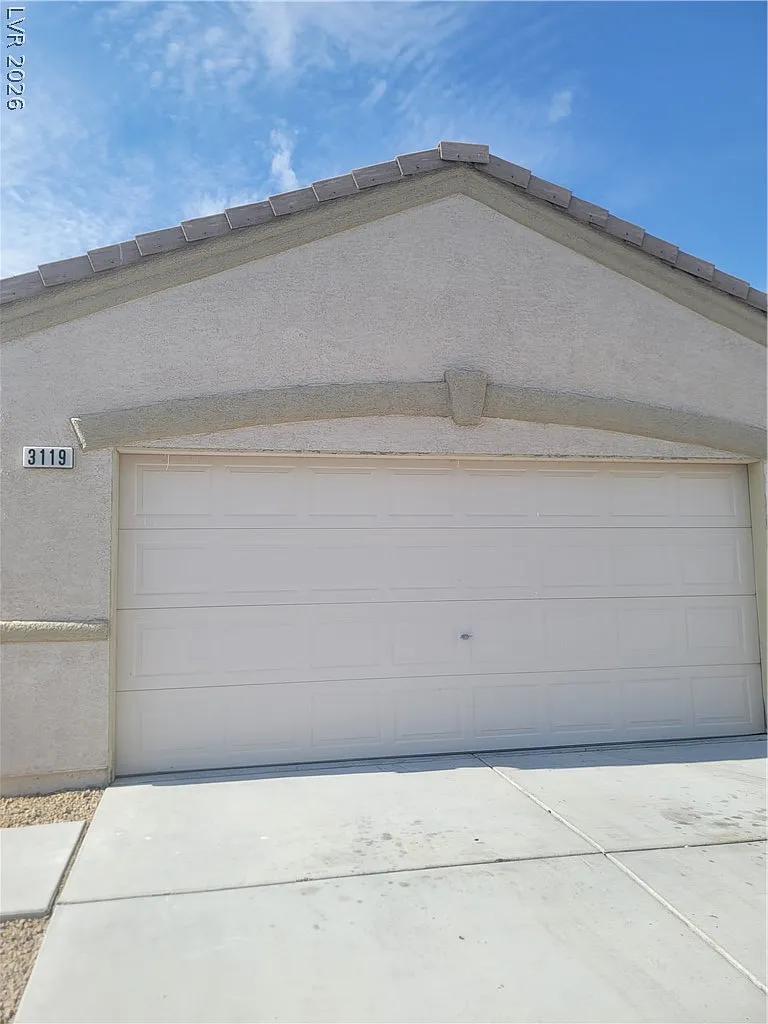 4 bed, 2.0 bath, 1846 sqft, $1,845 — Photo 3