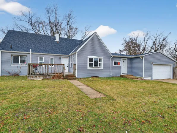 3249 Gilead Ave, Zion, IL 60099