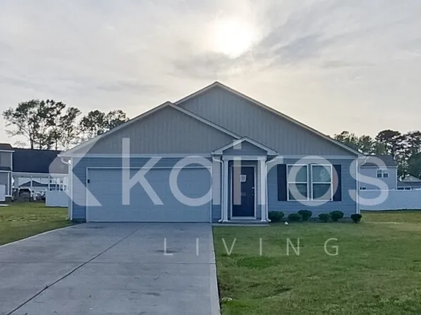 302 Emilys Dr, Tarboro, NC 27886