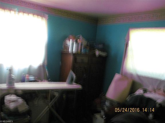 5th image of 17529 Tarkington Ave