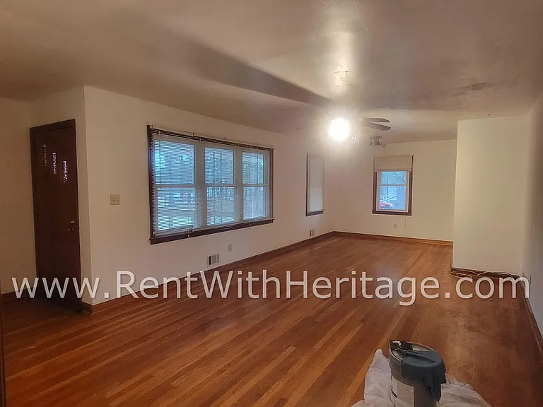 5575 Burrus Rd — Photo 10