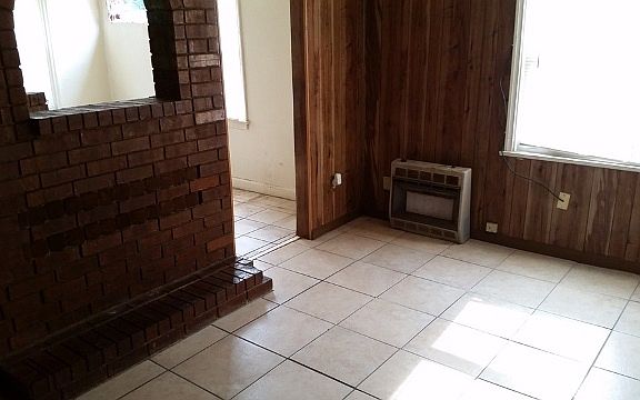 5th image of 2640 Dunn Ave