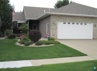 6700 S Bellwood Ave, Sioux Falls, SD 57108