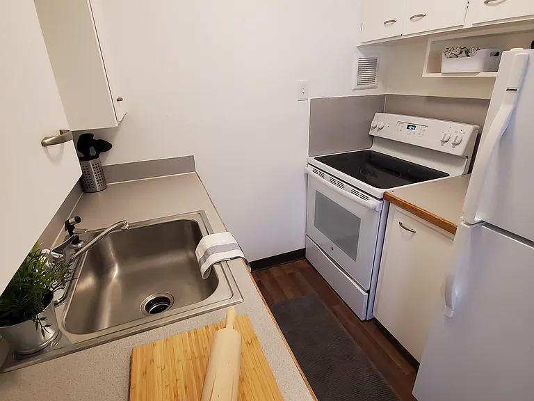 801 E Harrison St #405 — Photo 5
