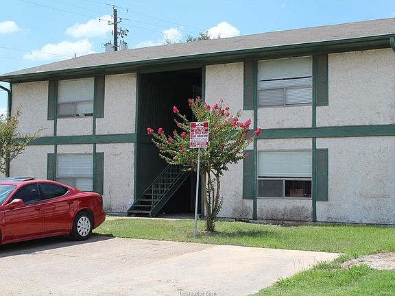 2nd image of 808 Natalie St #A-d