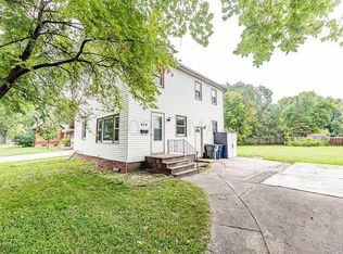 414 13th St N, Moorhead, MN 56560