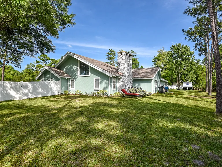 213 Riverbend Rd — Photo 50