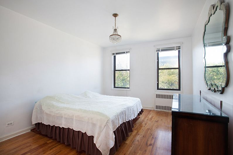 2nd image of 1811 Ocean Pkwy APT 2G