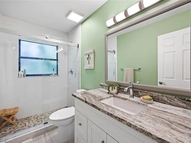 17611 Marco Island Ln — Photo 27