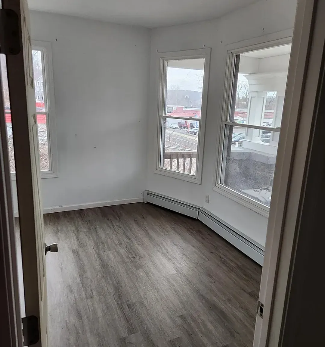 1 bed, 800 sqft, $1,125 — Photo 1