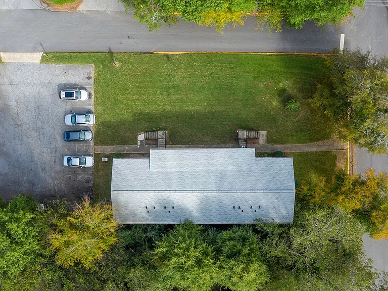 590 S Harris St — Photo 12