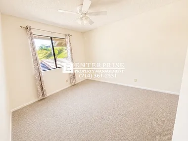 3 bed, 2.5 bath, 1928 sqft, $4,300 — Photo 2