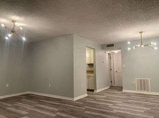 4325 Aegean Dr APT 140B, Tampa, FL 33611