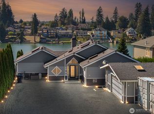 7010 Vandermark Rd E, Bonney Lake, WA 98391