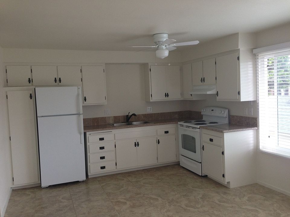 1st image of 393 Magnolia Ave #6