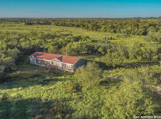 679 County Road 534, Nixon, TX 78140