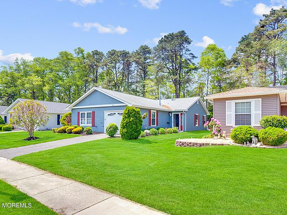 2nd image of 26 Blue Ridge Drive