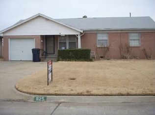 825 SW 49th St, Oklahoma City, OK 73109