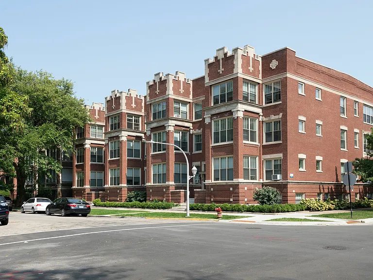 Corner Building