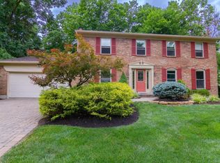 207 Wildwood Ct, Loveland, OH 45140