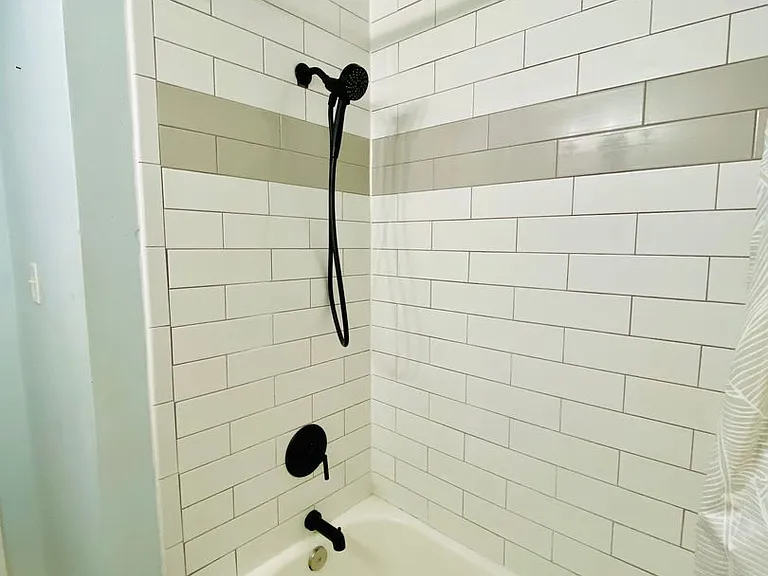 2210 Manlyn Rd — Photo 30