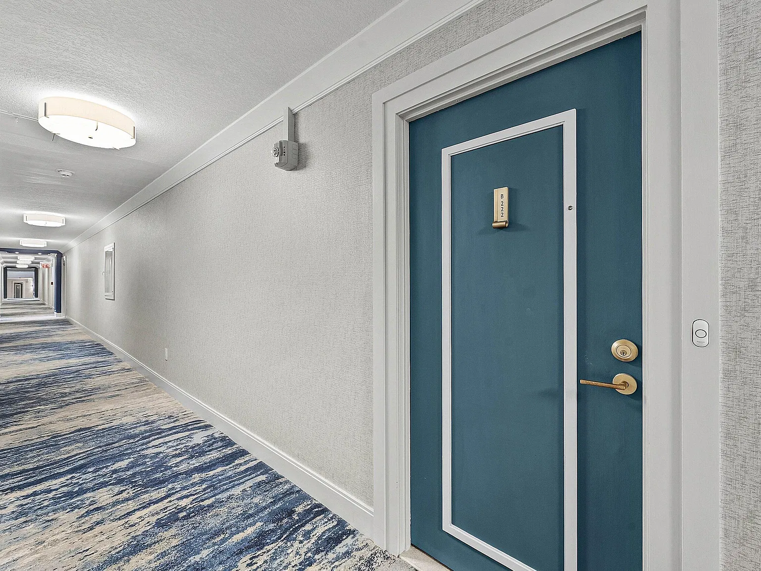 44 Cocoanut Row — Photo 3