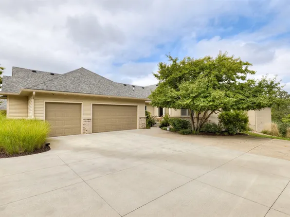 2833 SW 30th St, Des Moines, IA 50321