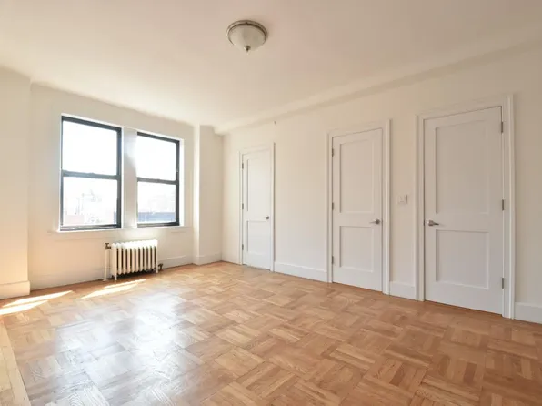 865 West End Avenue image 1 of 15