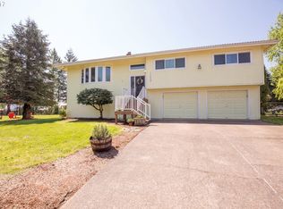 11060 S Navajo Way, Oregon City, OR 97045