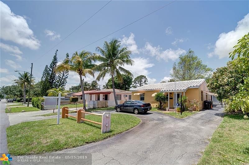1st image of 1433 NW 1st Ave