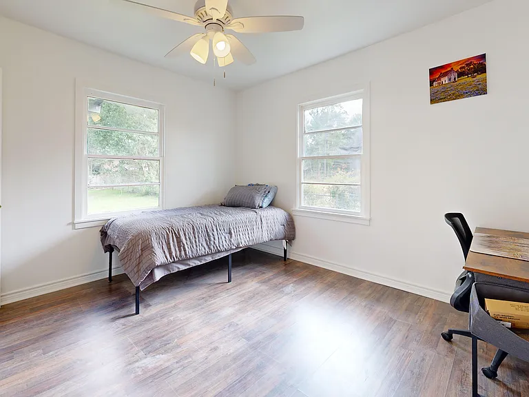 850 Reynolds Ln — Photo 8