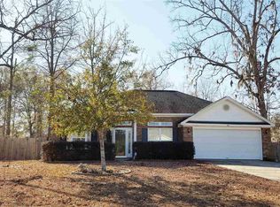 165 Creekside Cir, Ellabell, GA 31308