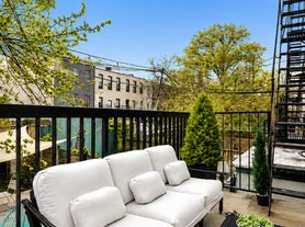 1270 Hancock St