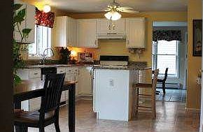 Updated Kitchen w/Granite