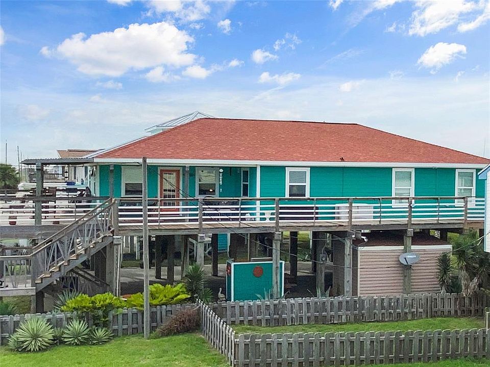 1st image of 202 Sand Dune Ct