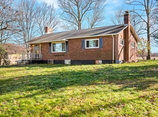 513 Sheldon Rd, Valencia, PA 16059