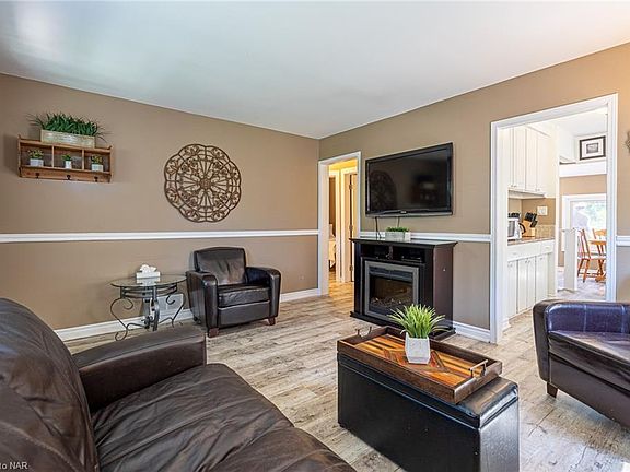 3rd image of 568 Mississagua St