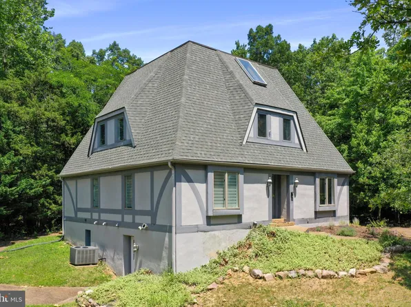 162 Hartman Ct, McGaheysville, VA 22840