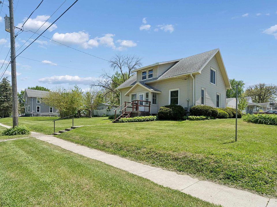 1st image of 802 Railroad St