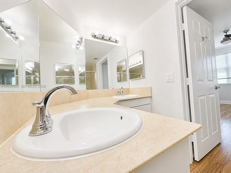 2069 S Ocean Dr #Townhouse 18 — Photo 36